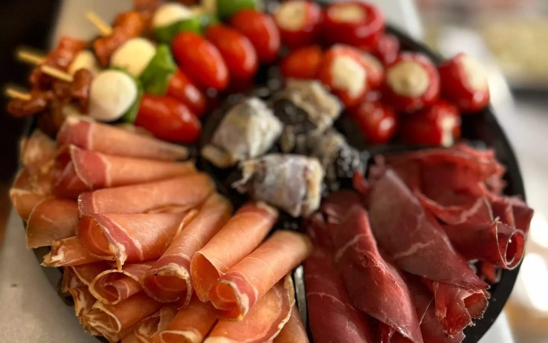 Tapasschaal 5-vaks mix voor ca. 5 personen
