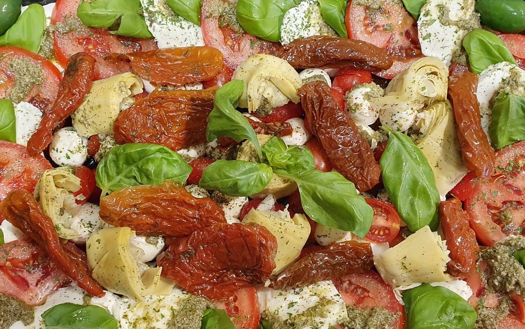Salade Caprese voor ca. 10 personen