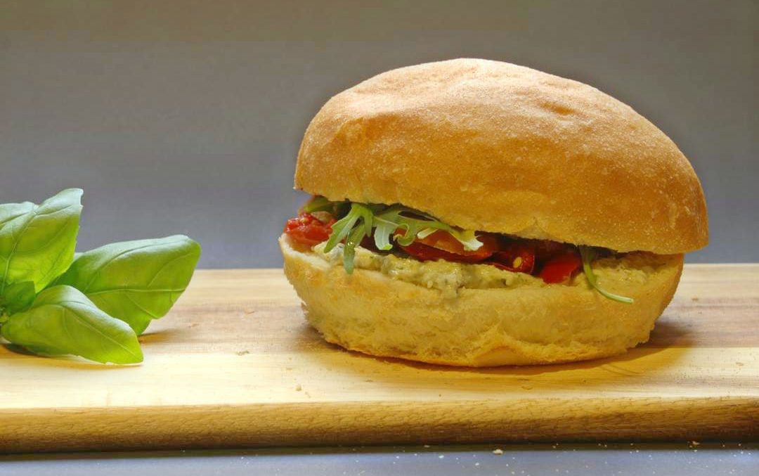 Broodje geitenkaas pesto