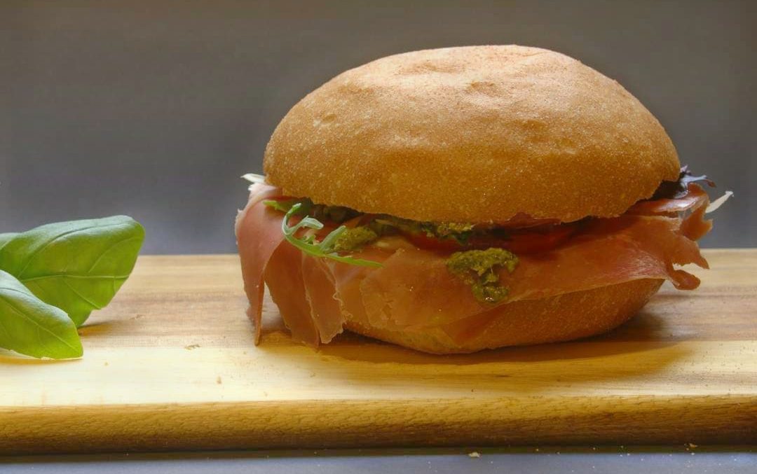 Broodje Parma ham Burrata