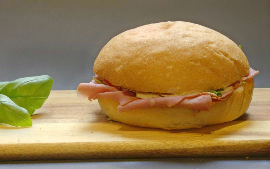 Broodje Vitello tonnato